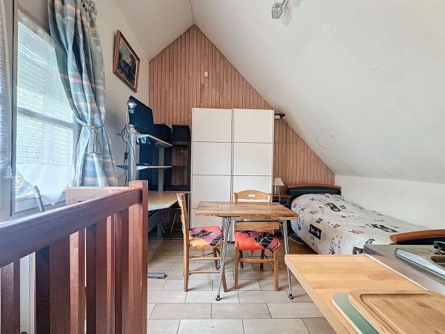 A LOUER STUDIO Eragny Sur Oise 1 pièce 16 m2