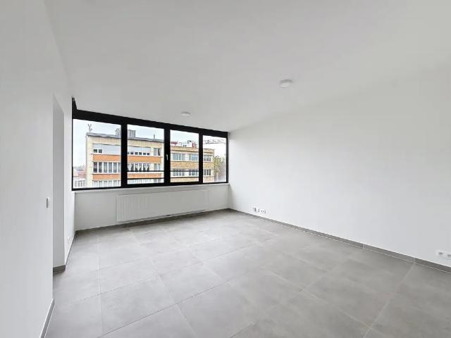 à louer Studio Jette Avenue Charles Woeste