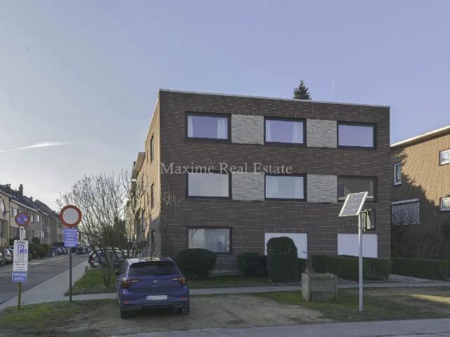à louer Studio Kraainem Avenue Reine Astrid