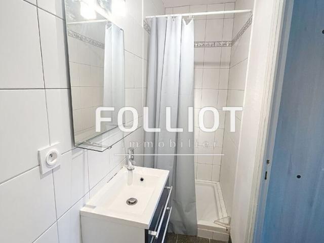 A louer: Studio Meubl Fougres Rf.2312AB