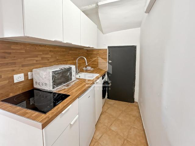 À louer Studio meublé 17 m² en plein coeur de Pertuis