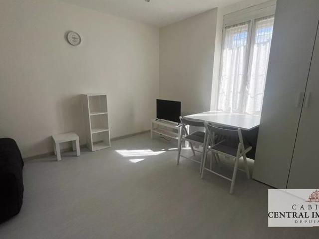 A louer Studio meublé