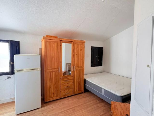 A LOUER STUDIO MEUBLE CITADELLE BASTIA