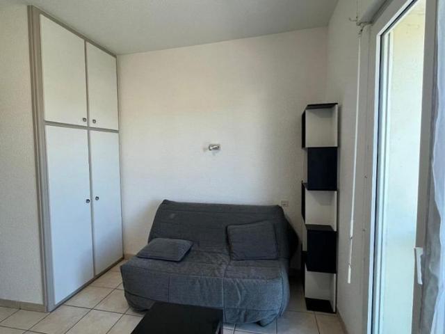 A LOUER STUDIO MEUBLE A SAINT CHELY D'APCHER