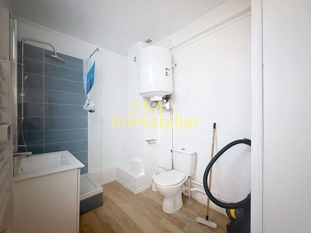 A Louer studio Meublé au cœur du centre ville de MELUN