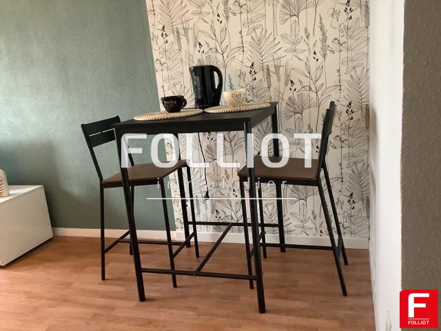 A LOUER STUDIO MEUBLÉ DANS RESIDENCE SECURISEE AVEC ASCENSEUR + DIGICODE + PARKING
