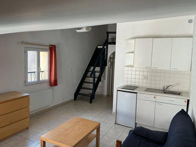 À LOUER ? STUDIO MEUBLÉ DE 20 m² ? CENTRE VILLE DE GARDANNE