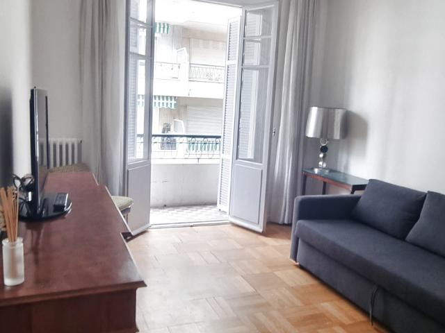 A LOUER STUDIO MEUBLE NICE