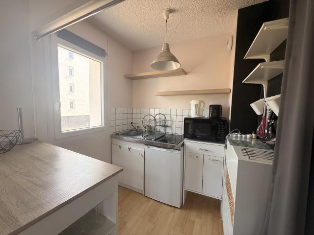 A LOUER STUDIO MEUBLE PESSAC