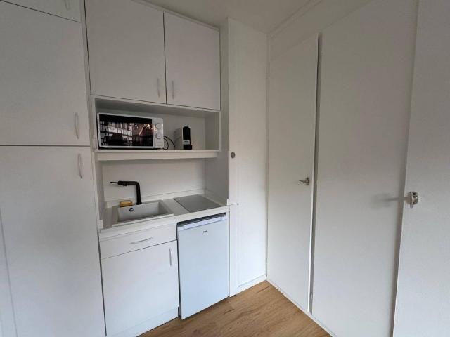 À LOUER ! Studio rénové avec ascenseur, Strasbourg centre ville, proximité faculté de médecine