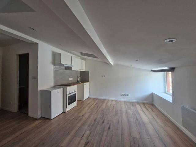 A LOUER STUDIO RENOVE LIMOUX