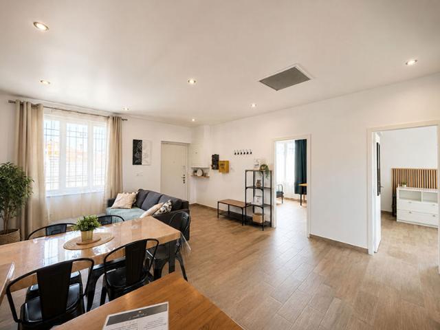 À louer ? Superbe appartement haut de villa T3 meublé entièrement rénové à Saint Victoret