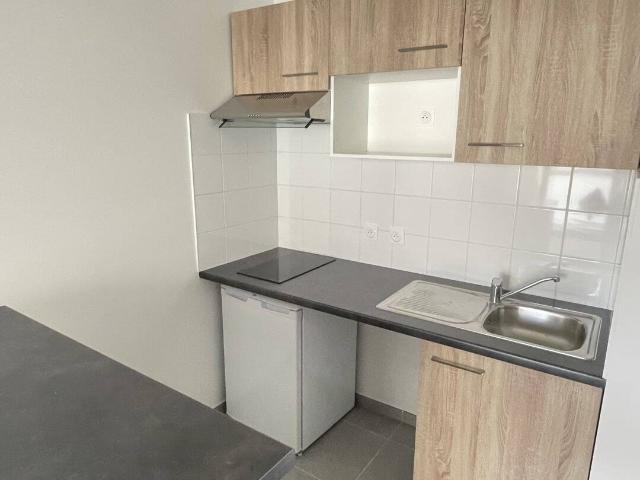 À LOUER SUPERBE APPARTEMENT T2 AU 2ème ETAGE DE 45 M² À TOULOU