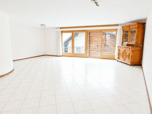 À louer  Superbe maison familiale de 6.5 pièces avec terrasse au cur de Lens