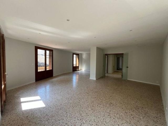 A LOUER SUPERBE T4 de Standing de 155m² avec terrasse de 30m²