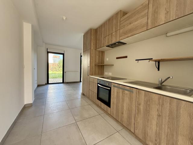 A louer: Superbe maison T5 140m2 avec garage et jardin 177m2