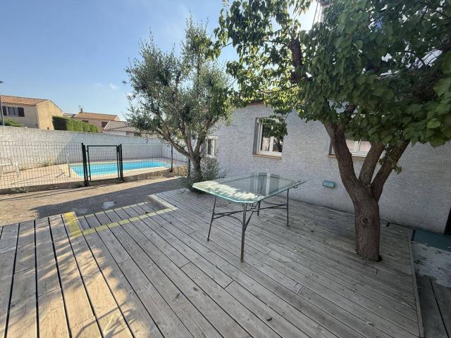 À LOUER sur cournonsec Magnifique villa de 5 chambres avec pis