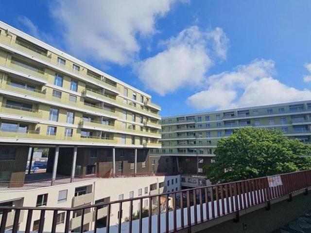 A louer sans caution Bel appartement dans un quartier neuf