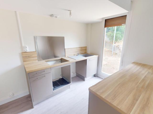 À louer Spacieux T2 de 59 m2 Marseille 12e