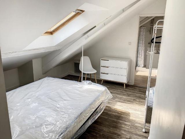 A LOUER T4 MEUBLE RENOVE EN 2025 HYPER CENTRE
