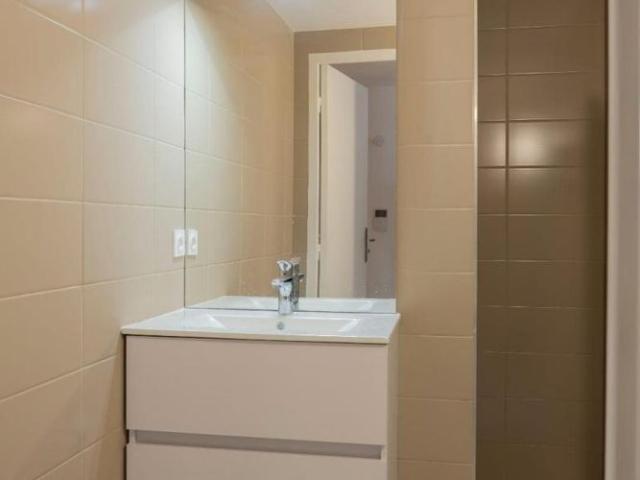 A LOUER T4 NON MEUBLE / MEYZIEU