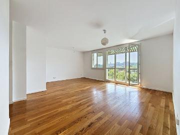 A LOUER T4 de 76m² 12 RUE DU CAPITAINE FERBER Caluire et Cuire