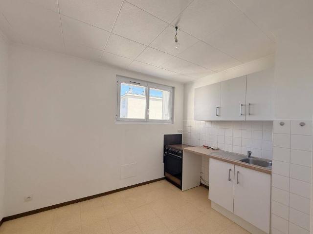 A LOUER T4 vide de 65.75m²