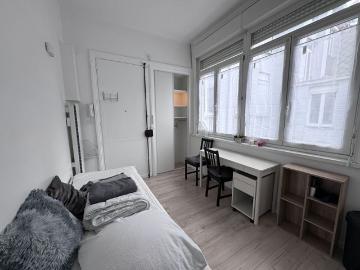 A LOUER – T1 MEUBLE de 14.74 m2 – Rue Solférino – REPUBLIQUE réf G1577 7