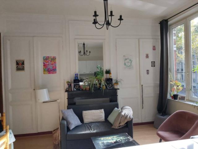 À louer T1 meublé de 34m2 800€ CC