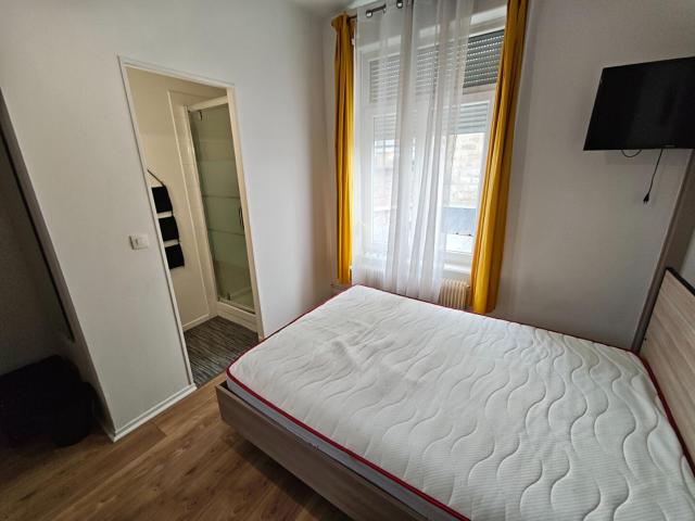 a louer: t1 à lille•• 450 €