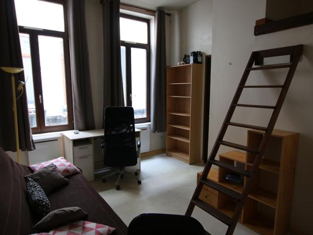 a louer: t1 à lille•boulevarde de la liberté square foch• 495 €