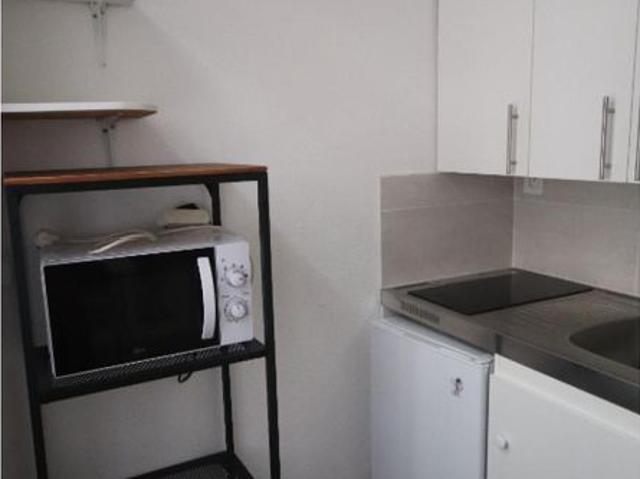 A LOUER: T1 à LILLE • Rue Adolphe VAUBAN • 475 €