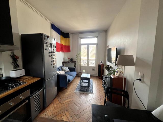 a louer: t1 à lille•rue alphonse mercier sebastopol• 630 €