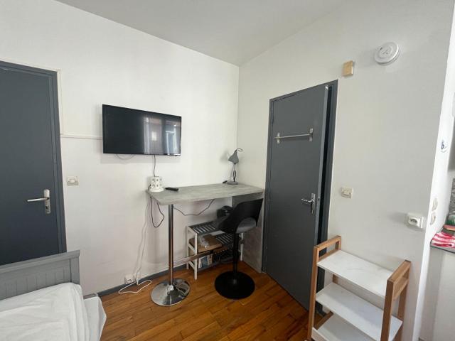 a louer: t1 à lille•rue beaucourt decourchelles vauban• 395 €