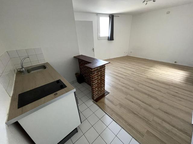 a louer: t1 à lille•rue de wazemmes wazemmes• 490 €