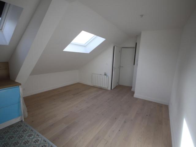 a louer: t1 à lille•rue jeanne d'arc lille centre• 800 €