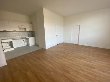 a louer: t1 à roubaix•• 710 €