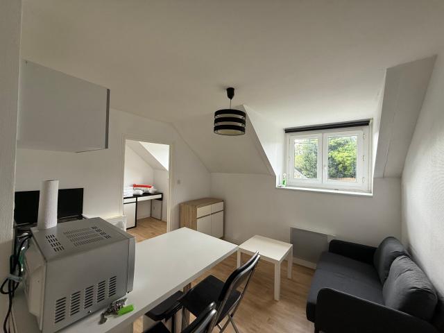 A LOUER T1 BIS RELECQ CENTRE