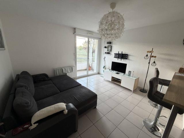 À louer T2 meublé de 40 m² avec balcon de 6 m²