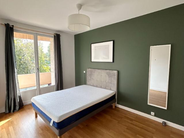 A LOUER T2 MEUBLE DE 49.08 M² AVEC BALCON DE 9M² 45 MONTEE DES FORTS A CALUIRE ET CUIRE, Caluire et cuire 69300