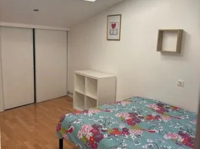 À LOUER – T2 MEUBLÉ DE 49 m² 43 m2 Carrez à BORDEAUX CENTRE HISTORIQUE – RUE BOUQUIÈRE