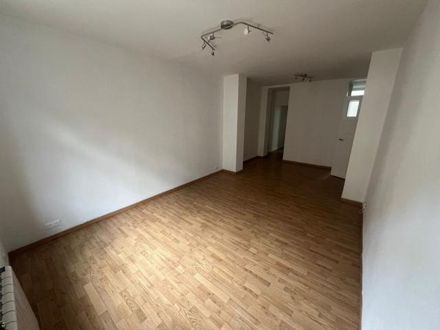 a louer: t2 à lille•rue du plat republique beaux arts• 900 €