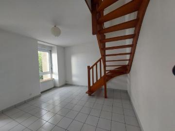 A LOUER – T2 DUPLEX NON MEUBLE – 45.89 m² – VANNES