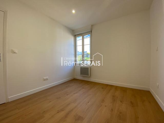 A LOUER T2 lumineux plein centre Domfront REF 14160