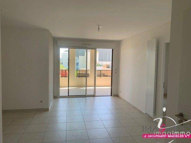 A LOUER T2 44m² + terrasse + parking en sous sol POMPIGNANE Mont