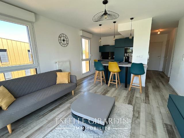 À louer T3 meublé de 62,75 m² avec balcon plein sud et parking Nantes Nord / Le Cardo