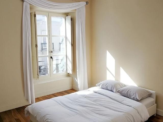 A LOUER T3 AVEC CHARME DE L'ANCIEN AU PIED DE LA CATHEDRALE
