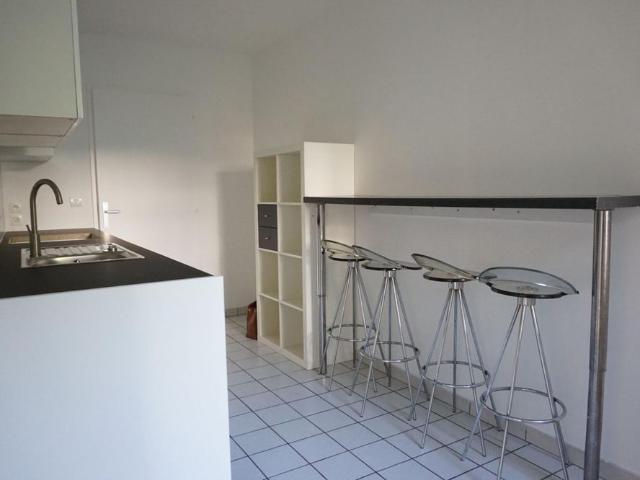 A LOUER: T3 à LILLE • Rue de la Digue Vauban • 990 €
