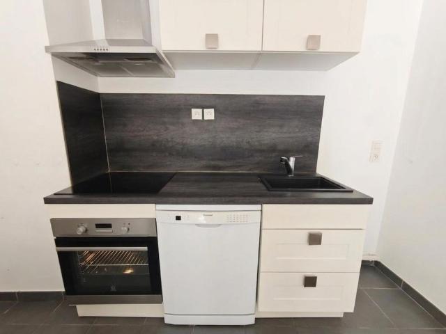 A LOUER: T3 à PERENCHIES • • 875 €
