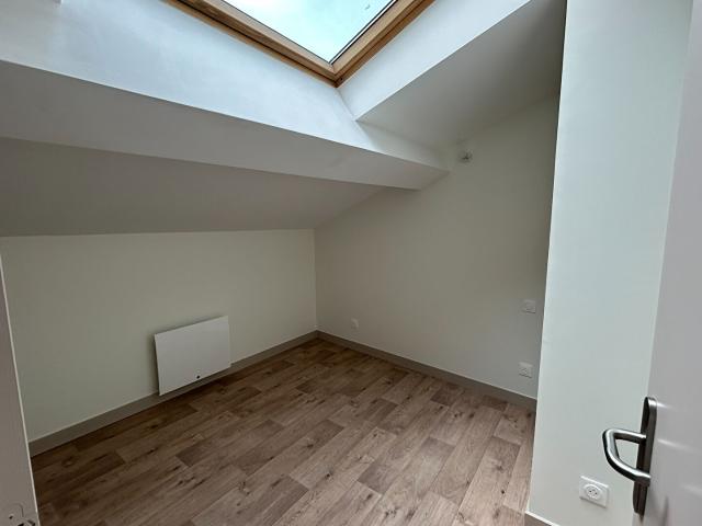 A LOUER T3 DE 47.49 M² AU 10 BIS RUE DE CUIRE 69004 LYON, Lyon 69004